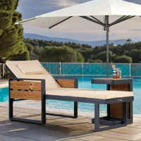 تخت کنار استخری لوکس