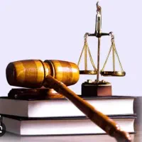 وکیل پایه یک دادگستری
