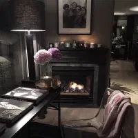 فروشنده خانم باتجربه