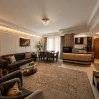۸۰ متر پونک عدل جنوبی / غرق نور / سرمایه گذاری