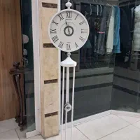 ساعت ها ایستاده
