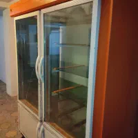 یخچال ویترینی