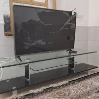 فروش تلوزیون به همراه میز