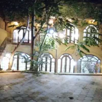 رهن-منزل-مسکونی-در-مجاورت-حرم-منطقه-اصیل-شکار