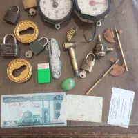 قفل قدیمی