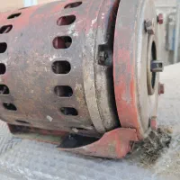 دینام گردش اب در موتور خانه (شوفاژ خانه)