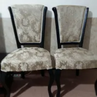 چهار عدد صندلی