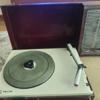 گرامافون فیلیپس