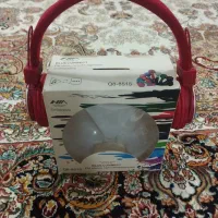 هدفون قرمز