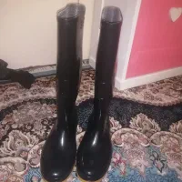 چکمه  سایز 42 تعویض با سایز 45