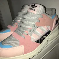 کتونی adidas