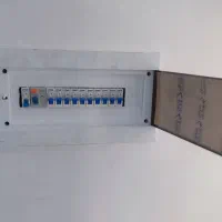 استخدام کارگربرقکار
