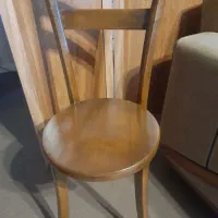 صندلی چوبی