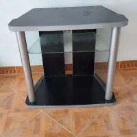 میز کوچک تلویزیون