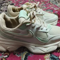 کفش اسپورت