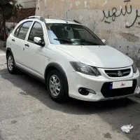 کوئیک ۱۴۰۰ با مانیتور