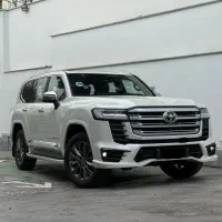 تویوتا لندکروز VXR فول آپشن