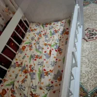 تخت خواب کودک . گهواره ای
