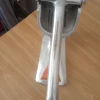 آب انار گیری
