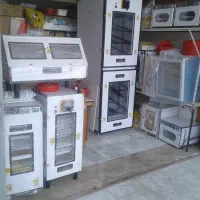 دستگاه جوجه کشی با سبد و شانه رایگان