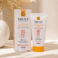 ضدآفتاب رنگی تراست SPF۵۰ رنگ طبیعی پوست خشک و چرب