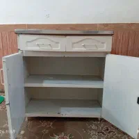 دو عدد کابینت ویک عدد ابچکان فلزی