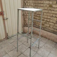 چهارپایه آهنی