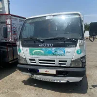کامیونت‌ایسوزو‌۶ تن زباله کش