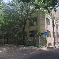 ۵طبقه مستقلات۲نبش جنوبی نقلی درتاپ لوکیشن نیاوران
