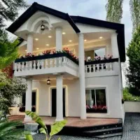 تمیزکار و نگهدارویلا