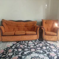 فروش مبل راحتی به همراه میز وعسلی