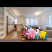 نیازمند یه خانم برای نظافت منزل