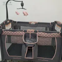 تخت پارک بی بی ترند در حد نو