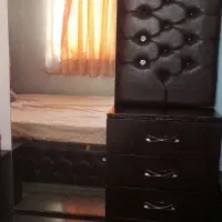دراور .جنس چوبی .رنگ قهوه‌ای تیره