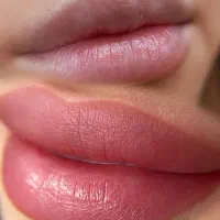 تخفیف فوق العاده میکروبلیدینگ ابرو و شیدینگ لب