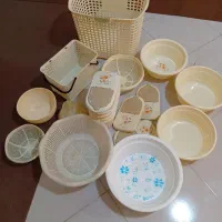 ظروف پلاستیکی