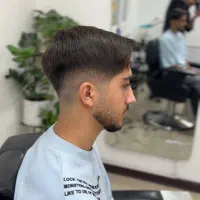 خدمات آموزش آرایشگری آموزشگاه آرایشگری(پیروزی)