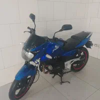 موتور سیکلت پالس 200