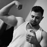 ارائه برنامه تمرینی و غذایی