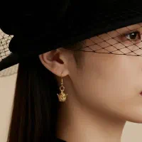 گوشواره طلاروس تاج تراش