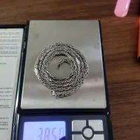 گردنبند نقره همراه با پلاک عقبق