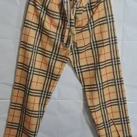 شلوار نو با طرح burberry