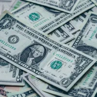 کسب درآمد بالای 1000دلار
