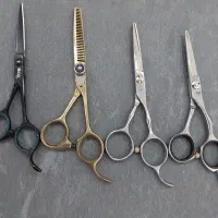 چهار عدد قیچی ارایشگاهی حرفه ای (فروشی)