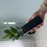 آیفون ۱۳ نرمال در حد نو