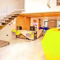 مغازه 300 متری اصلی سنگی