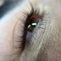استخدام مژه کار