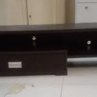 میز تلوزیون قهوه ای