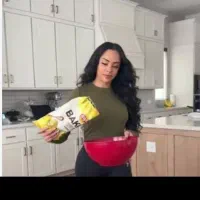 نیازمند اشپز خانم در منزل خودم