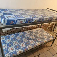 تخت دوطبقه فلزی